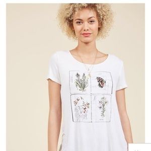 NEW Modcloth Tshirt. 1X tunic style